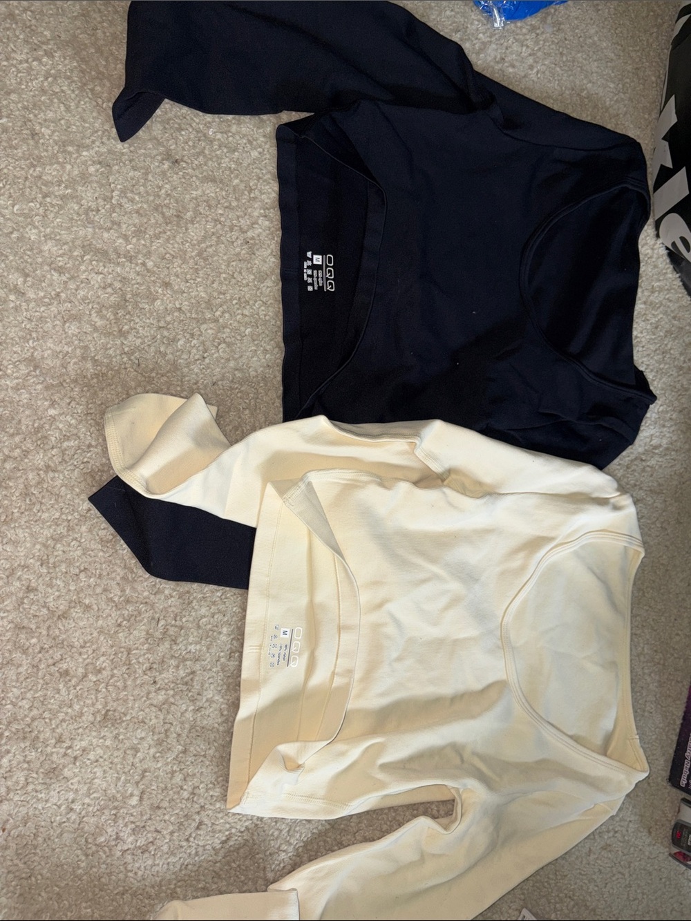 Women’s Long Sleeve Crew Ribbed lightly Tops - Black & Cream